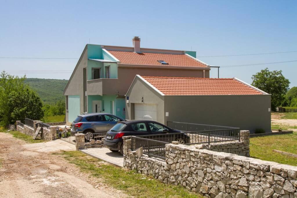 Holiday House Villa Bleu Korusce Luaran gambar
