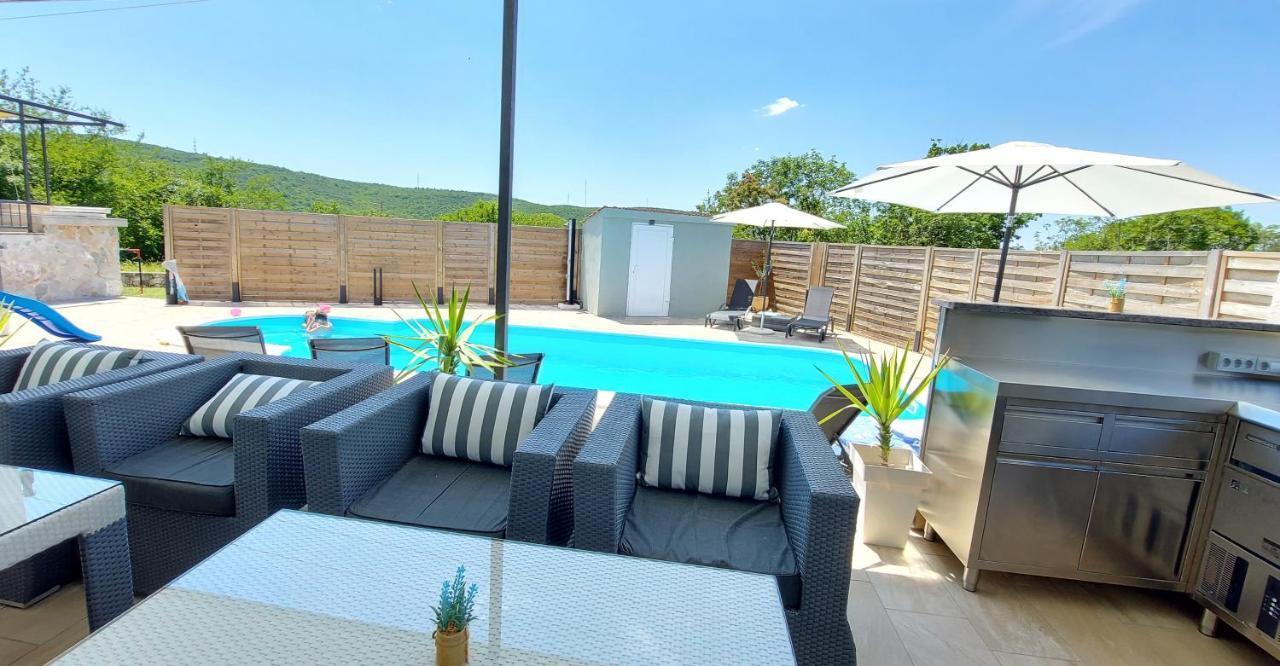 Holiday House Villa Bleu Korusce Luaran gambar